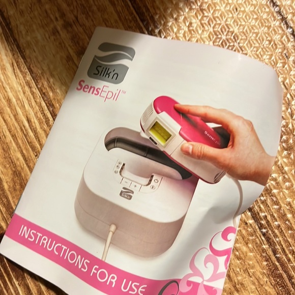 π¦΅π» π· π¦΅π»β’ π Silkβn β‘οΈ x No hair Vibesβ’π π¦΅π»π·π¦΅π» - Picture 3 of 15